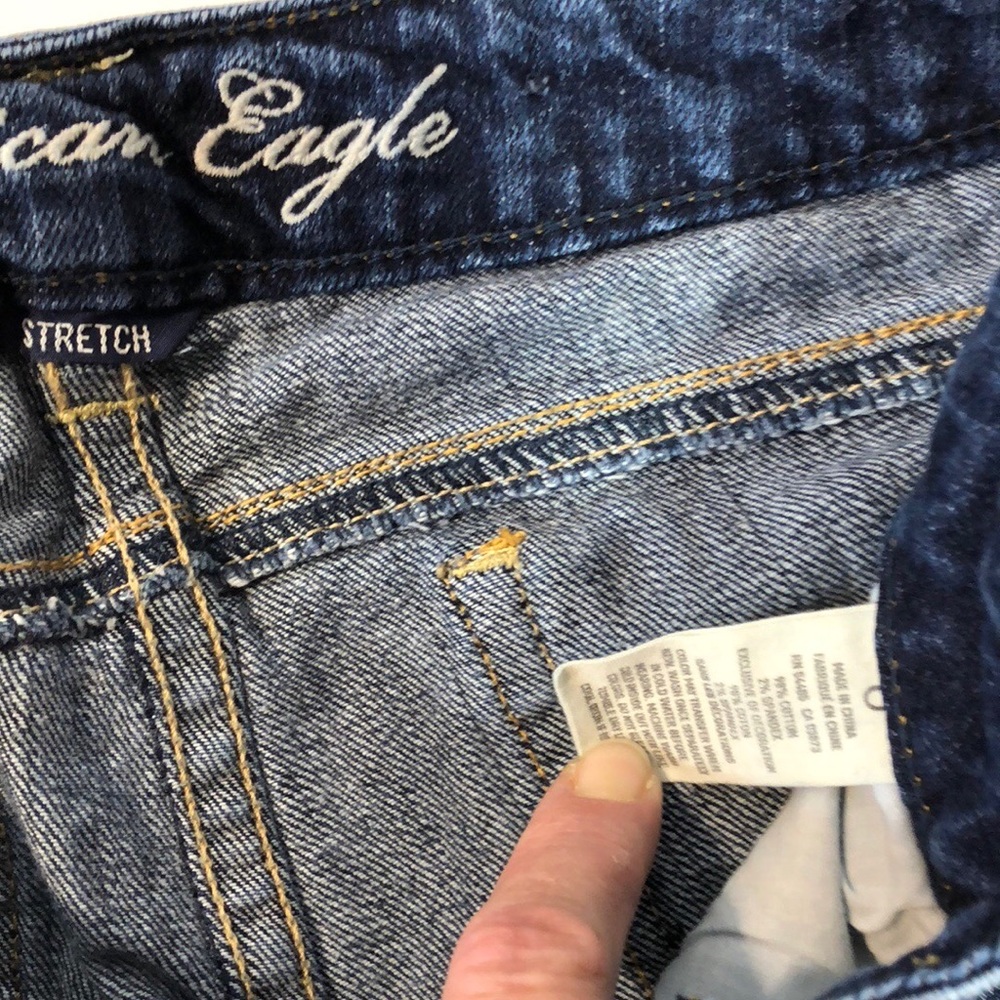 American Eagle Low Rise Distressed Jean Shorts - Picture 8 of 8